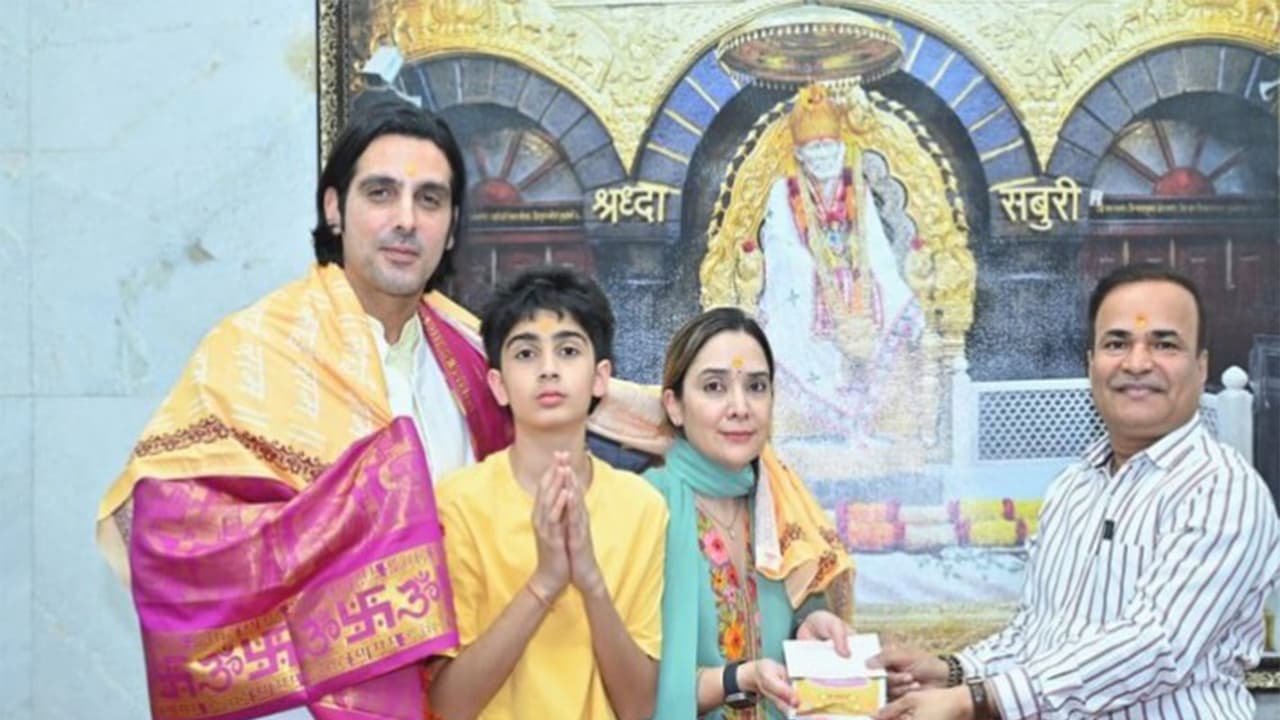 Zayed Khan with his wife and son (Image source: Zayed's Instagram @itszayedkhan)