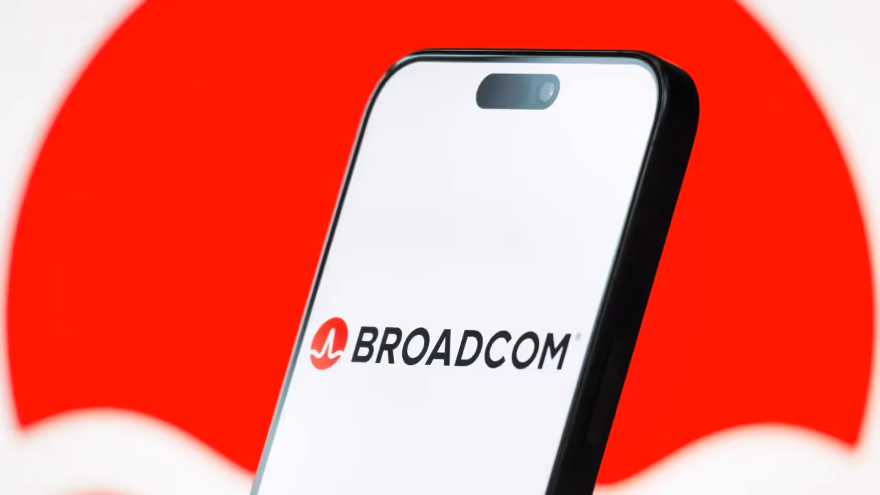 https://stocktwits.com/news articles/markets/equity/avgo gains 3 overnight chipmaker ups debt buyback by 500 m after strong interest/cZKjAUtR7eF https://stocktwits.com/news articles/markets/equity/avgo gains 3 overnight chipmaker ups debt buyback by 500 m after strong interest/cZKjAUtR7eF