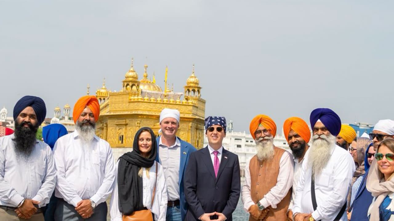 US Ambassador Sergio Gor during visit to the Golden Temple in Amritsar (Photo/X@USAmbIndia) US Ambassador Sergio Gor during visit to the Golden Temple in Amritsar (Photo/X@USAmbIndia)