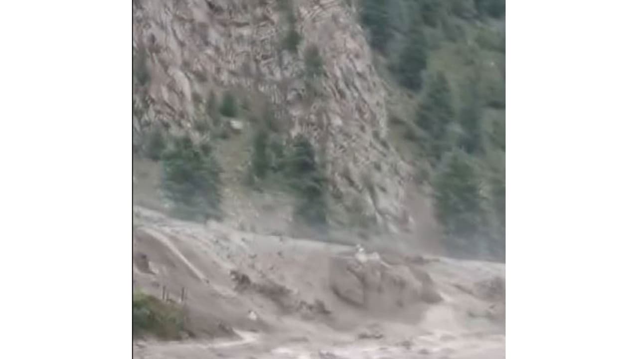 Flash flood triggered at Himachal pradesh Lahaul Spiti district (Photo/ANI) Flash flood triggered at Himachal pradesh Lahaul Spiti district (Photo/ANI)