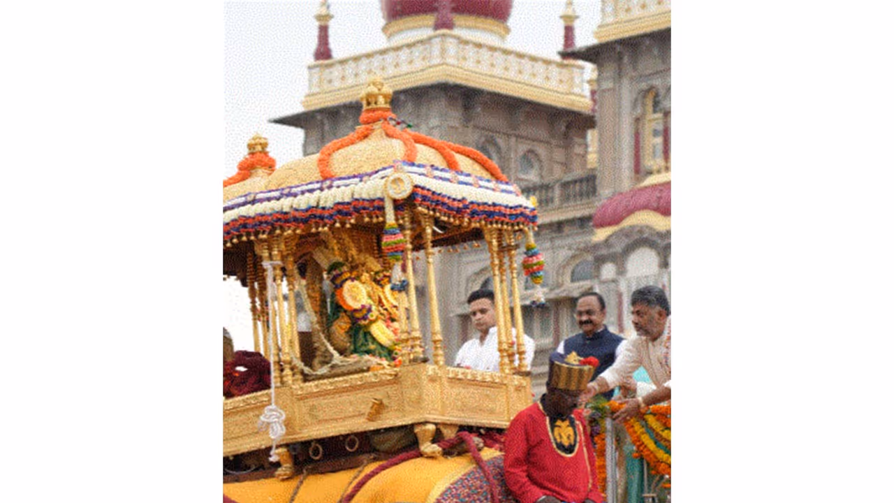 Glimpses from Mysuru Dasara 2026 (Photo/X/@@CMofKarnataka) Glimpses from Mysuru Dasara 2026 (Photo/X/@@CMofKarnataka)