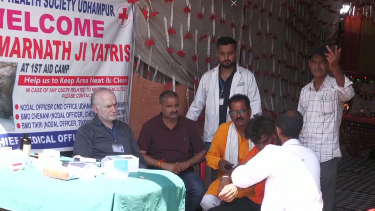 Medical station at Jammu Srinagar National Highway (Photo/ANI) Medical station at Jammu Srinagar National Highway (Photo/ANI)