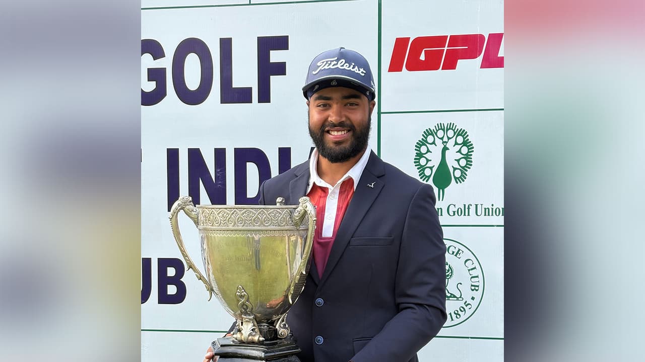 Noida golfer Sukhman Singh lifting 124th Amateur Championship of India (Image: IGU media) Noida golfer Sukhman Singh lifting 124th Amateur Championship of India (Image: IGU media)