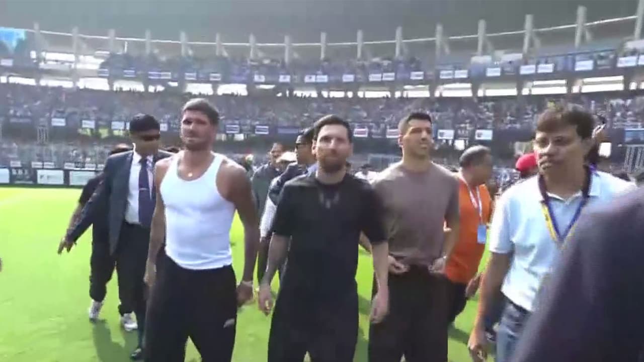 Messi, Suarez and Rodrigo at the Salt Lake Stadium (Photo/ANI) Messi, Suarez and Rodrigo at the Salt Lake Stadium (Photo/ANI)