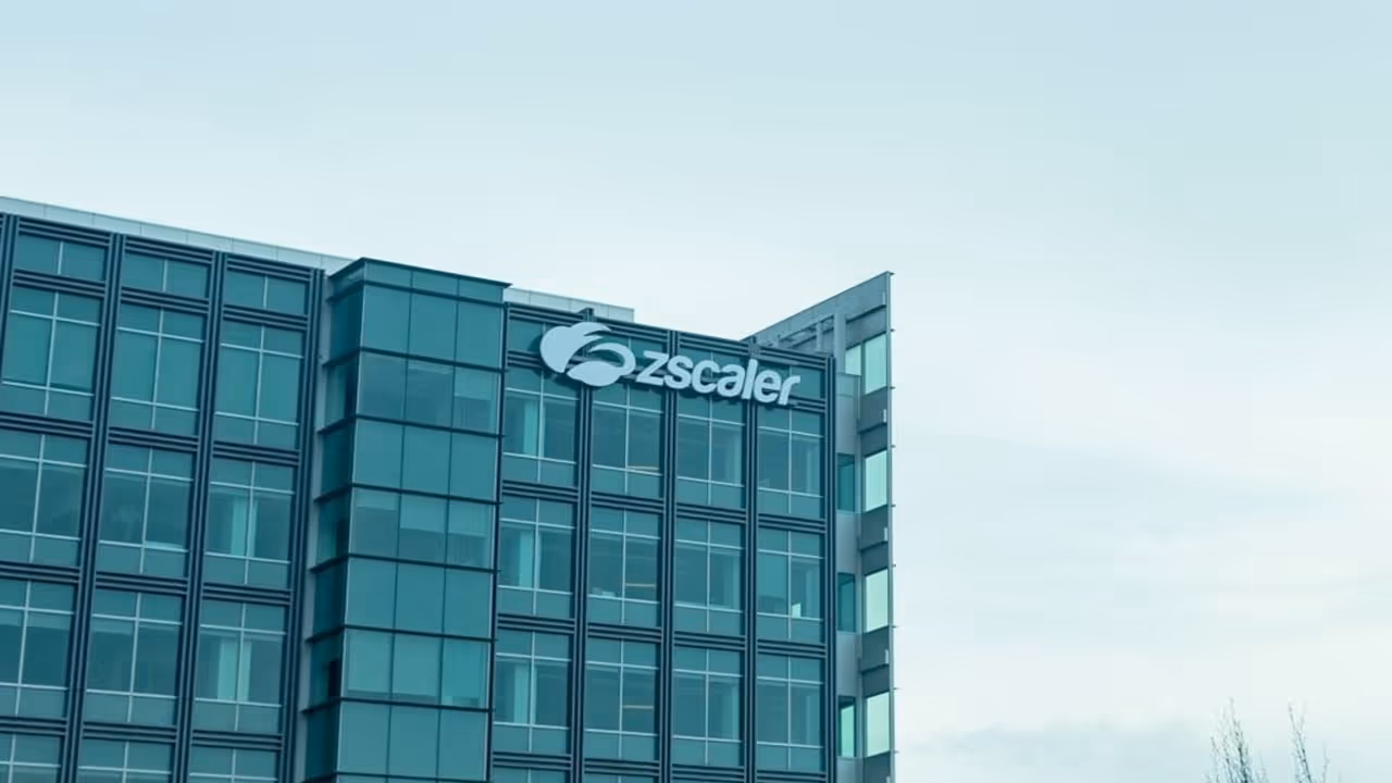 Investors Eye Zscaler’s Q2 Results After Rival Crowdstrike’s Mixed Print: Retail Stays Bullish