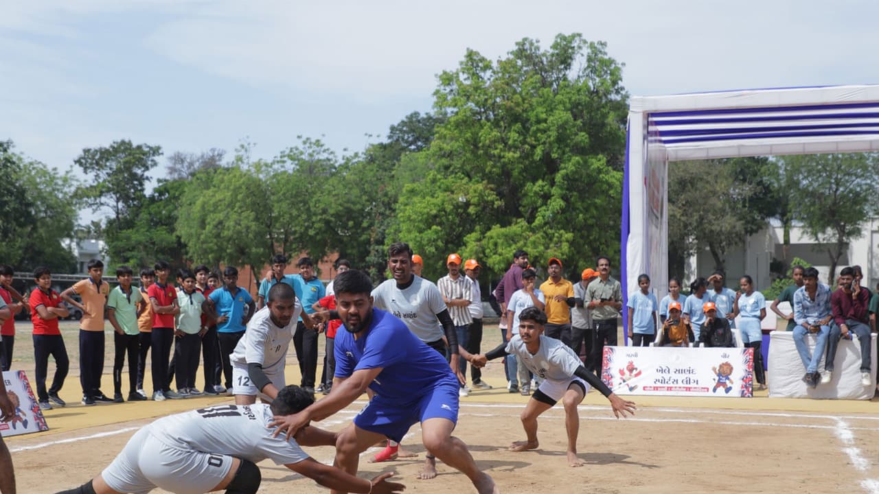 Kabaddi players in action at Khele Sanand (Photo: Khele Sanand) Kabaddi players in action at Khele Sanand (Photo: Khele Sanand)