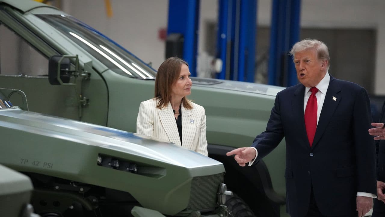 https://stocktwits.com/news articles/markets/equity/gm stock jumps 6 on hybrid suv plans and nasdaq switch/cZUeSrxRBCx https://stocktwits.com/news articles/markets/equity/gm stock jumps 6 on hybrid suv plans and nasdaq switch/cZUeSrxRBCx