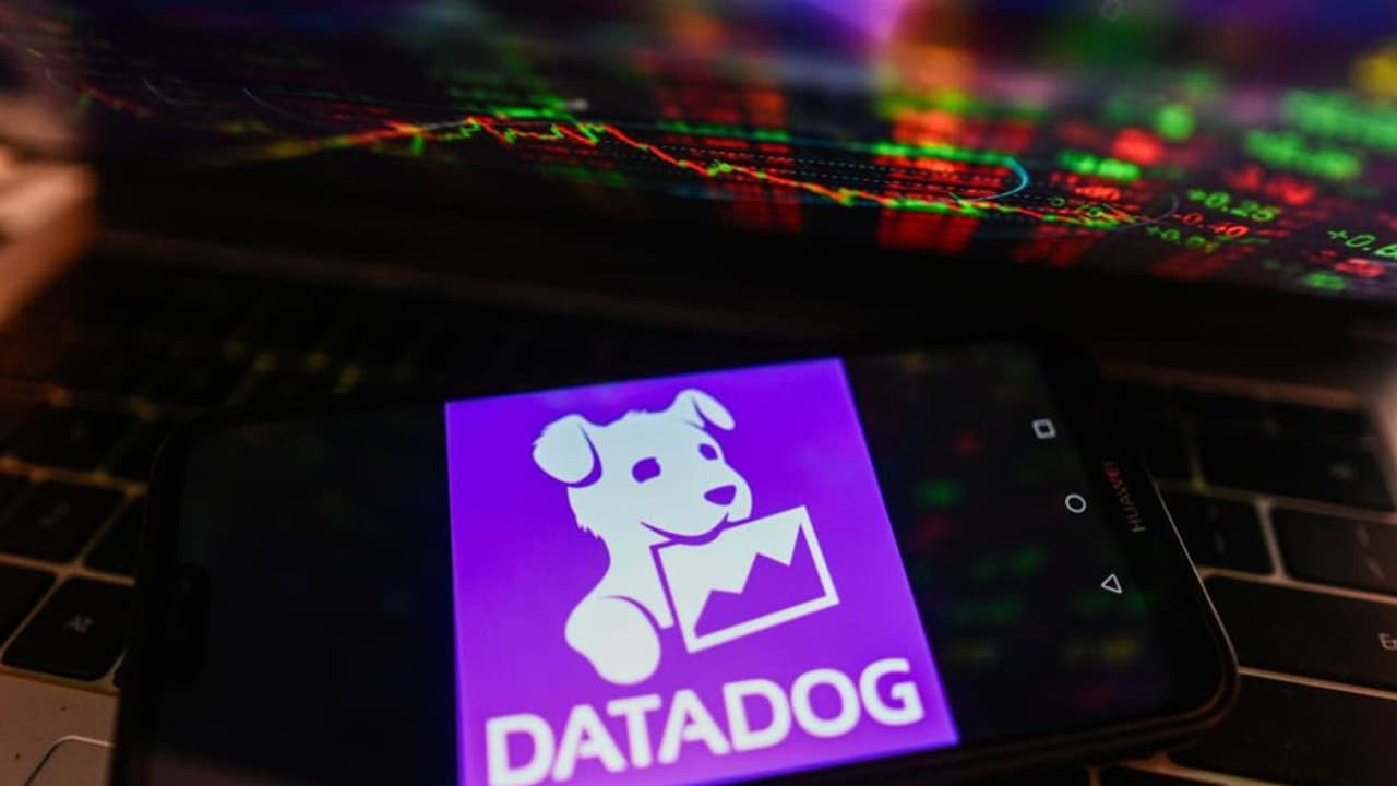 https://stocktwits.com/news articles/markets/equity/datadog sparks retail excitement/chrmghNRd3m