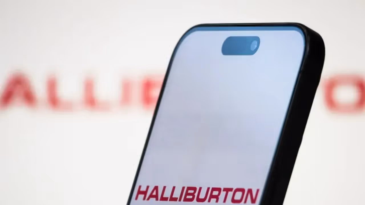https://stocktwits.com/news articles/markets/equity/halliburton ceo highlights pullback in oilfield activity but retail goes contrarian/ch8MVdqR5ti https://stocktwits.com/news articles/markets/equity/halliburton ceo highlights pullback in oilfield activity but retail goes contrarian/ch8MVdqR5ti