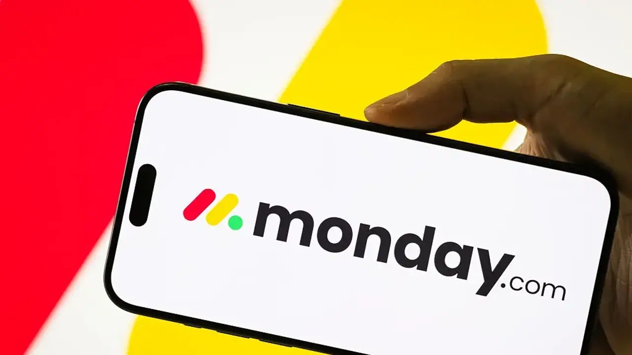 https://stocktwits.com/news articles/markets/equity/mndy stock falls after missing q3 expectations ceo restructing conviction/cZojsBBRJOV https://stocktwits.com/news articles/markets/equity/mndy stock falls after missing q3 expectations ceo restructing conviction/cZojsBBRJOV