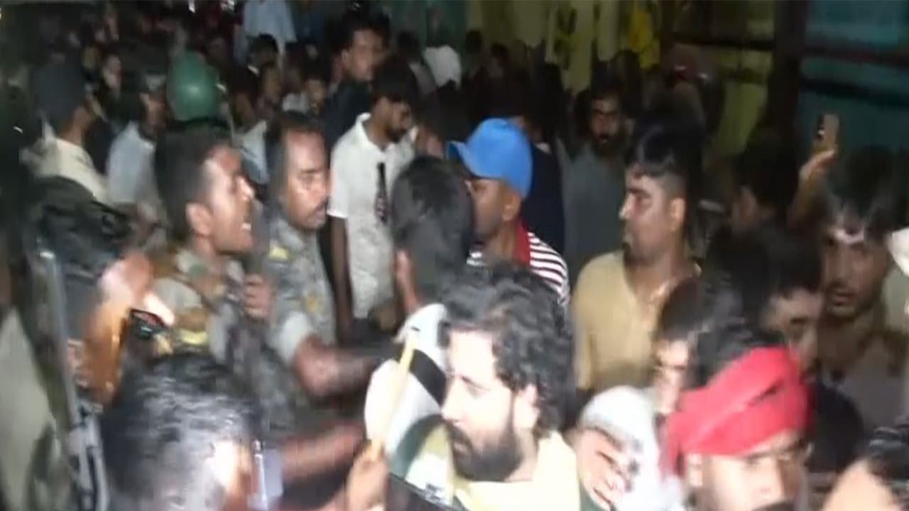 Students protest against Jharkhand High Court order in Ranchi (Photo/ANI) Students protest against Jharkhand High Court order in Ranchi (Photo/ANI)