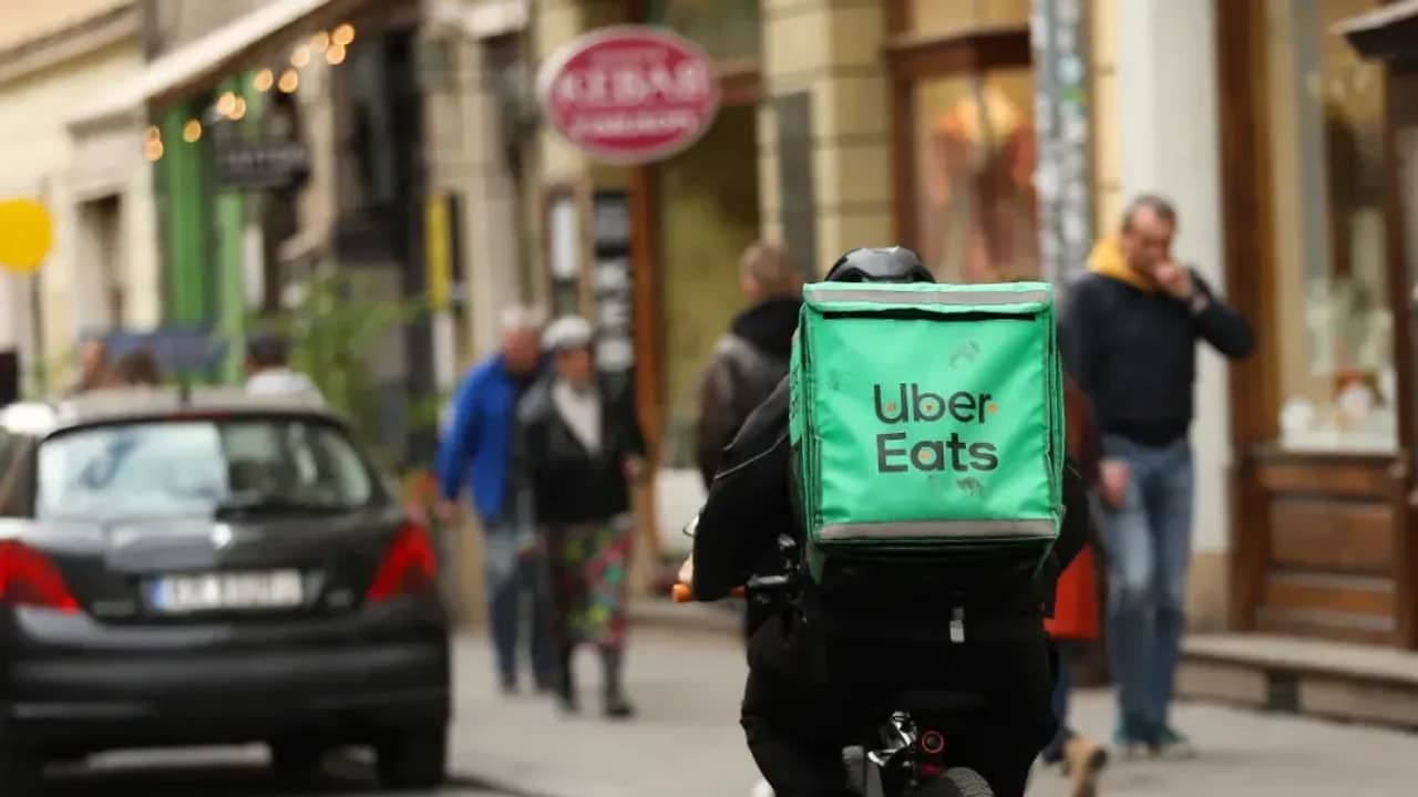https://stocktwits.com/news articles/markets/equity/uber eats expands retail delivery with five below/chkDrabRbxB