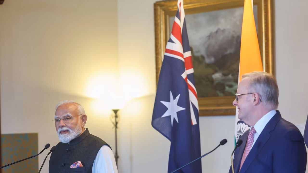 Prime Minister Narendra Modi with his Australian counterpart Anthony Albanese (Photo/X/@narendramodi) Prime Minister Narendra Modi with his Australian counterpart Anthony Albanese (Photo/X/@narendramodi)