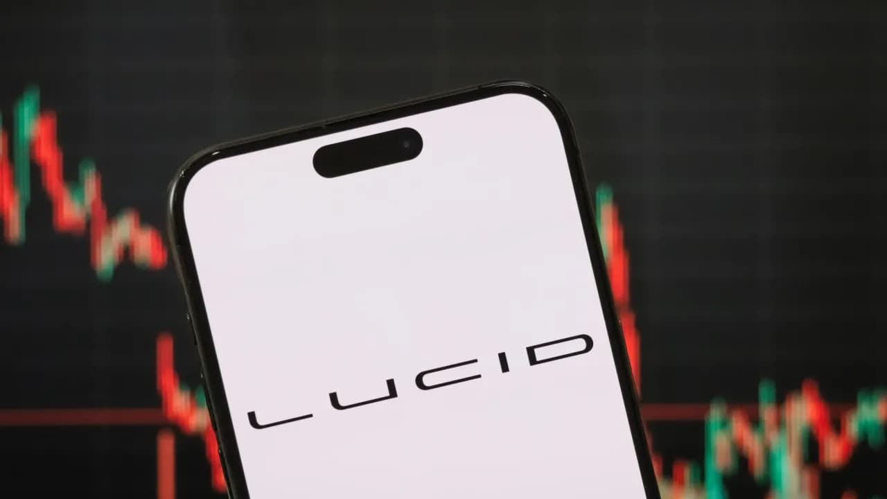https://stocktwits.com/news articles/markets/equity/lucid earnings saudi rally wall street 900m loss/cZo5ekFRJ3v https://stocktwits.com/news articles/markets/equity/lucid earnings saudi rally wall street 900m loss/cZo5ekFRJ3v