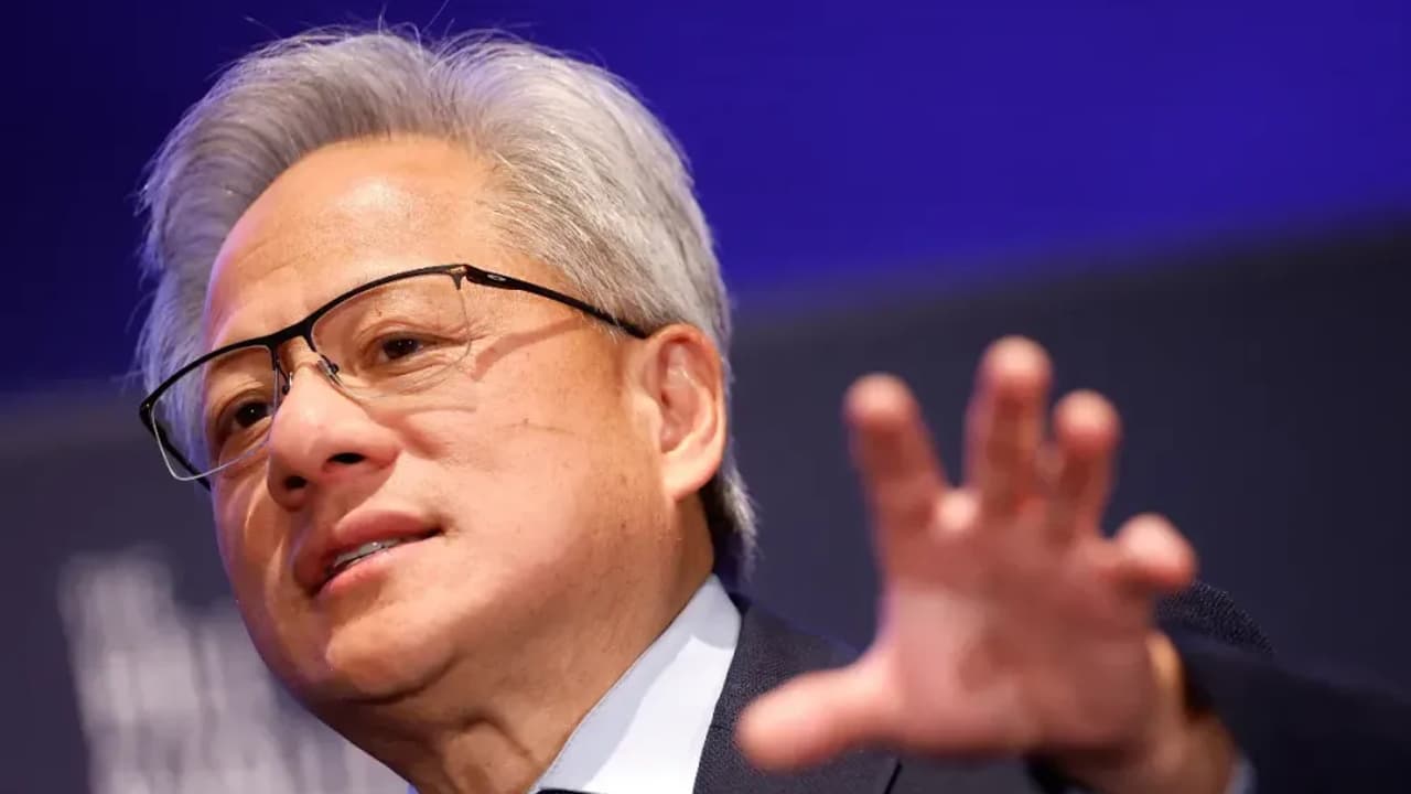 https://stocktwits.com/news articles/markets/equity/nvidia ceo jensen huang reportedly draws fire over shanghai plant plans/ch0ArehRbtt