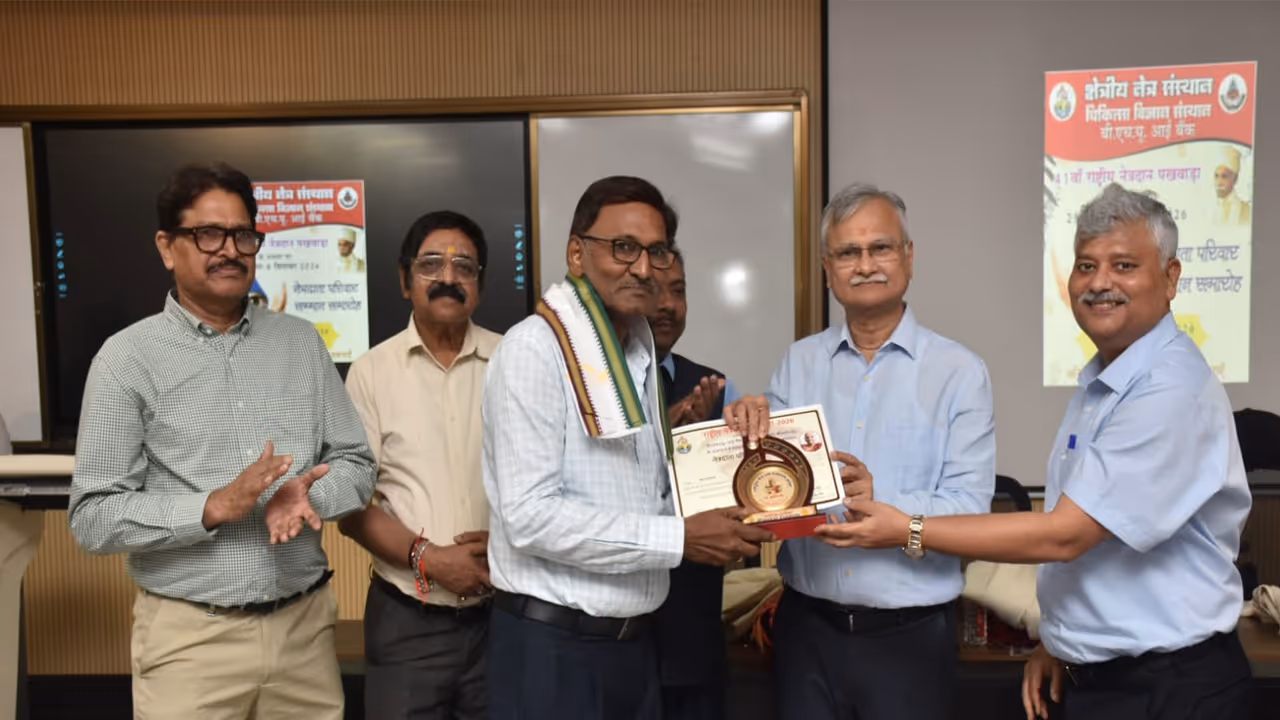 BHU signed an MoU for the formal transfer of technology to Olympus Crop Care Ltd. (Photo/BHU PRO) BHU signed an MoU for the formal transfer of technology to Olympus Crop Care Ltd. (Photo/BHU PRO)