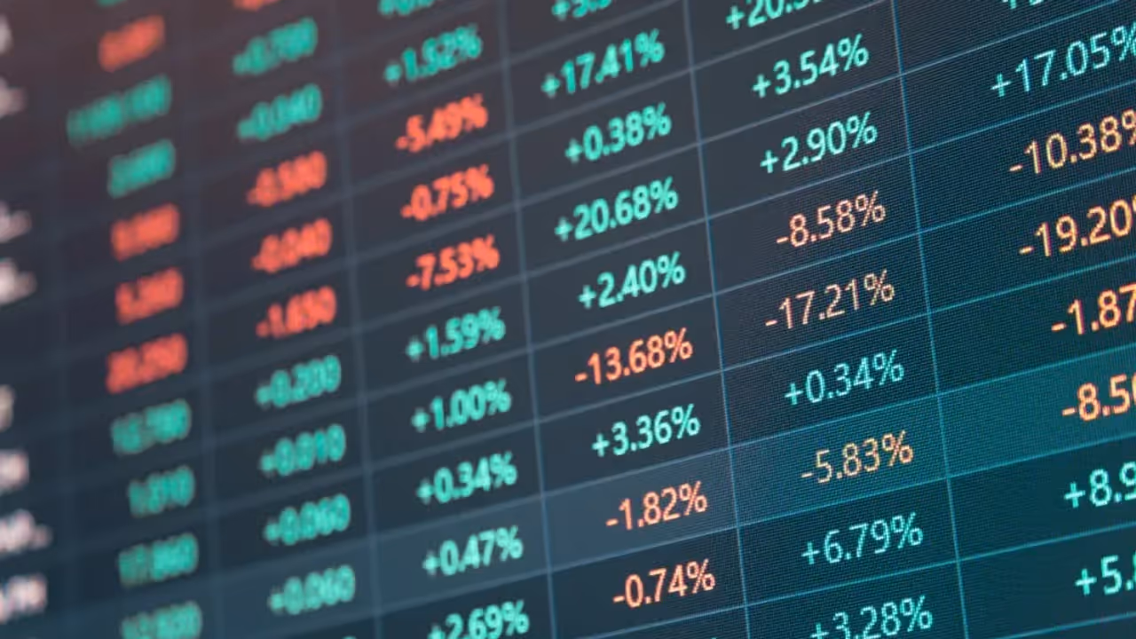 https://stocktwits.com/news articles/markets/equity/breakdown alert on bdl stock sebi ra predicts deeper correction if 1 660 fails to hold/ch8kSuAR5py