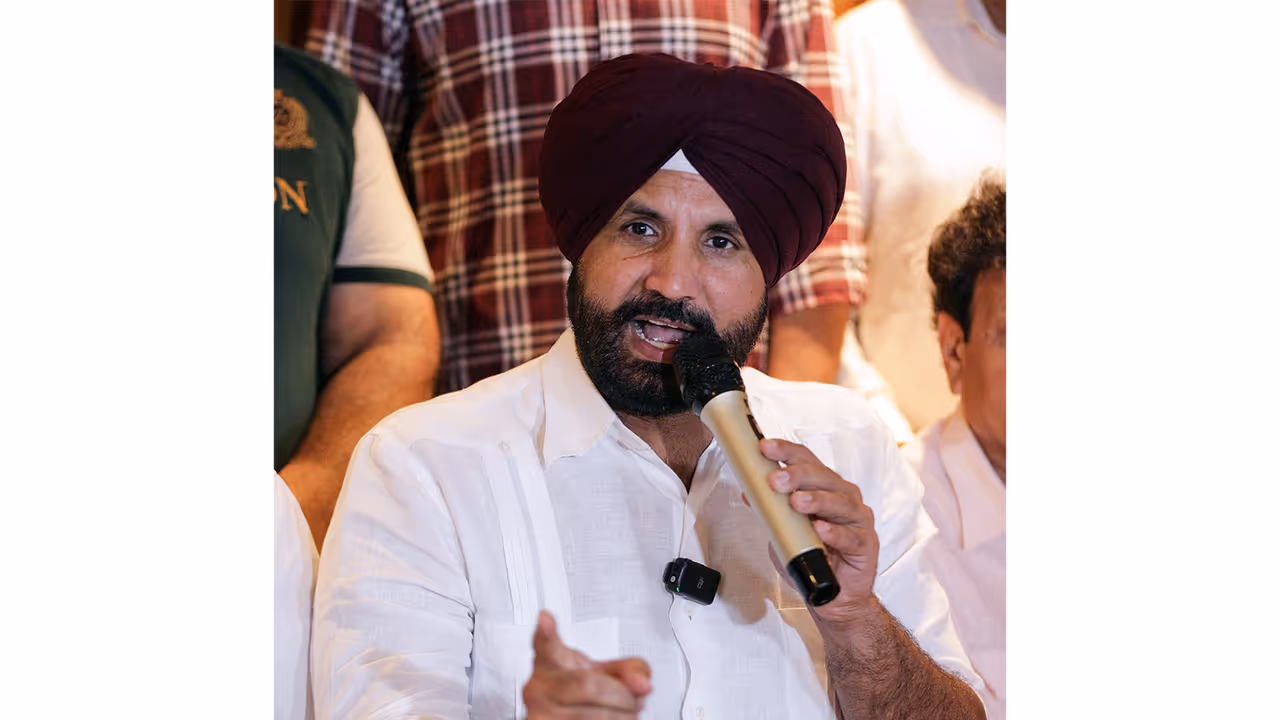 Punjab Pradesh Congress Committee (PPCC) chief Amarinder Singh Raja Warring. (File Photo/ANI) Punjab Pradesh Congress Committee (PPCC) chief Amarinder Singh Raja Warring. (File Photo/ANI)