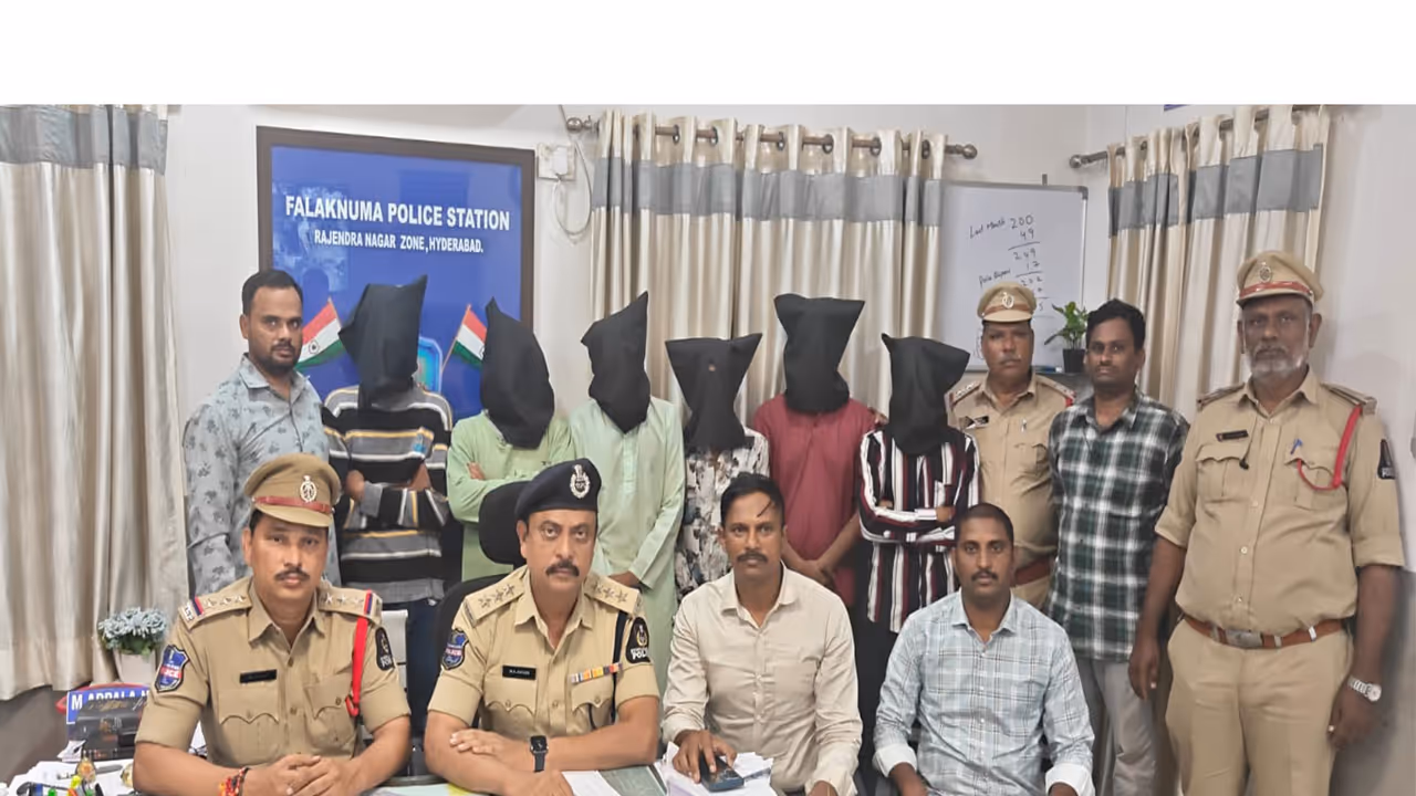 Falaknuma police with arrested persons (Photo/ANI) Falaknuma police with arrested persons (Photo/ANI)