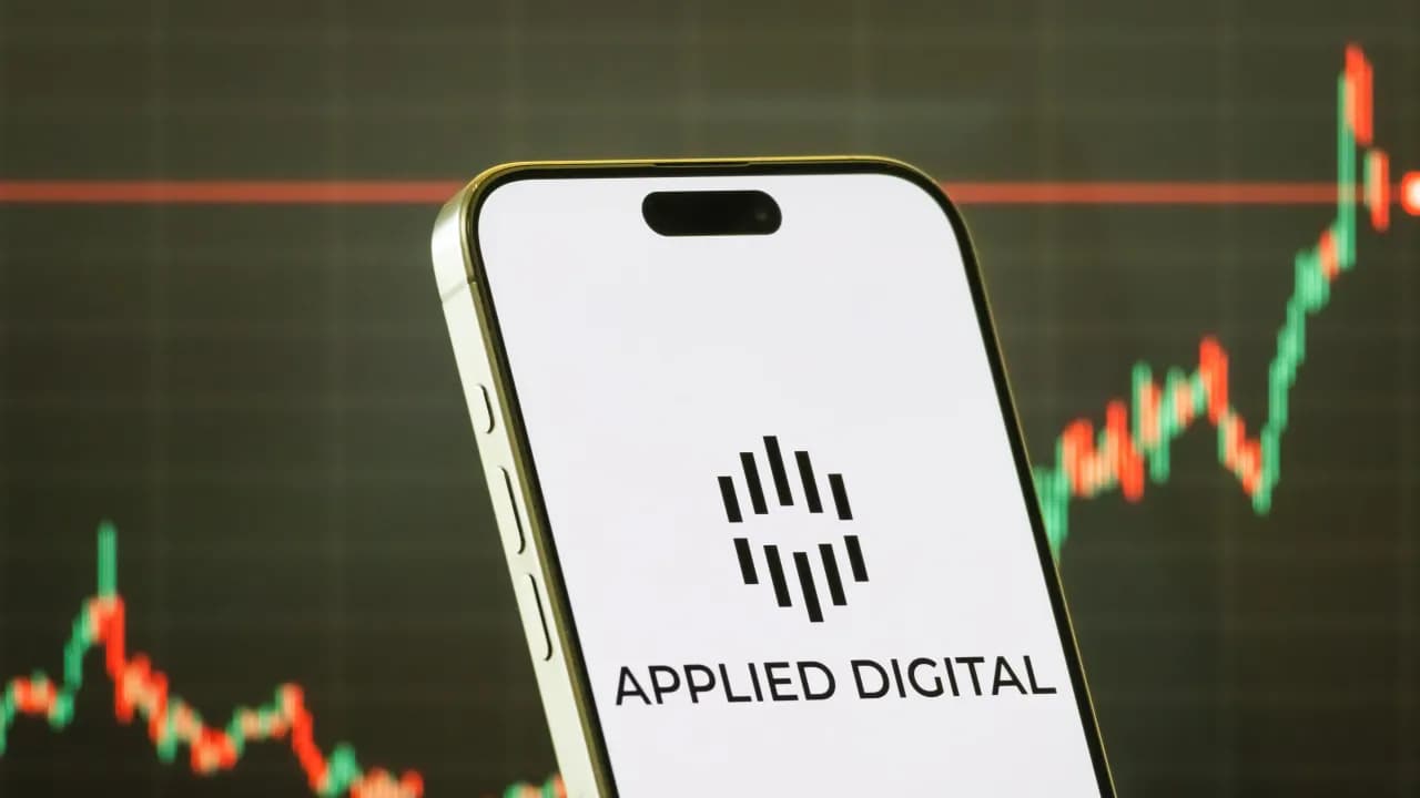 https://stocktwits.com/news articles/markets/equity/applied digital named one of wells fargo top ideas analyst highlights backlog quality power advantage and valuation discount/cZtruOgRBdX https://stocktwits.com/news articles/markets/equity/applied digital named one of wells fargo top ideas analyst highlights backlog quality power advantage and valuation discount/cZtruOgRBdX