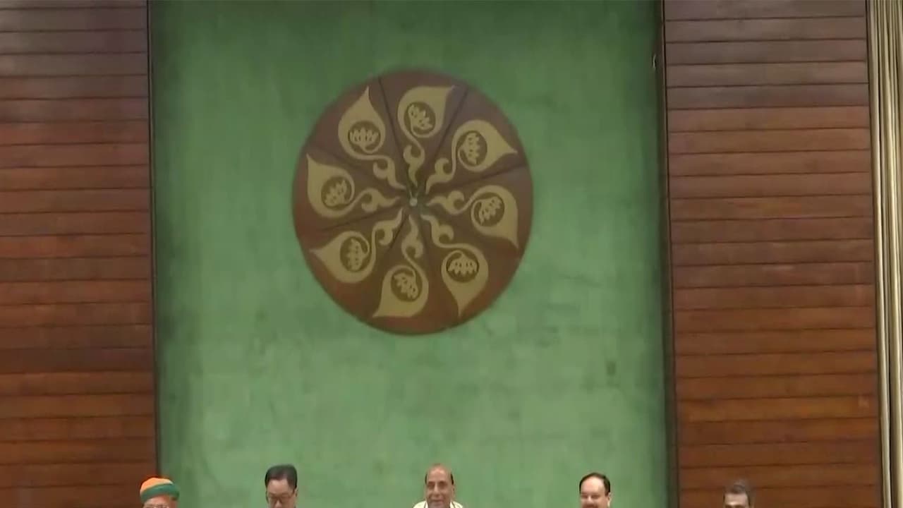 All party meeting ahead of Parliament's winter session. (Photo/ANI)