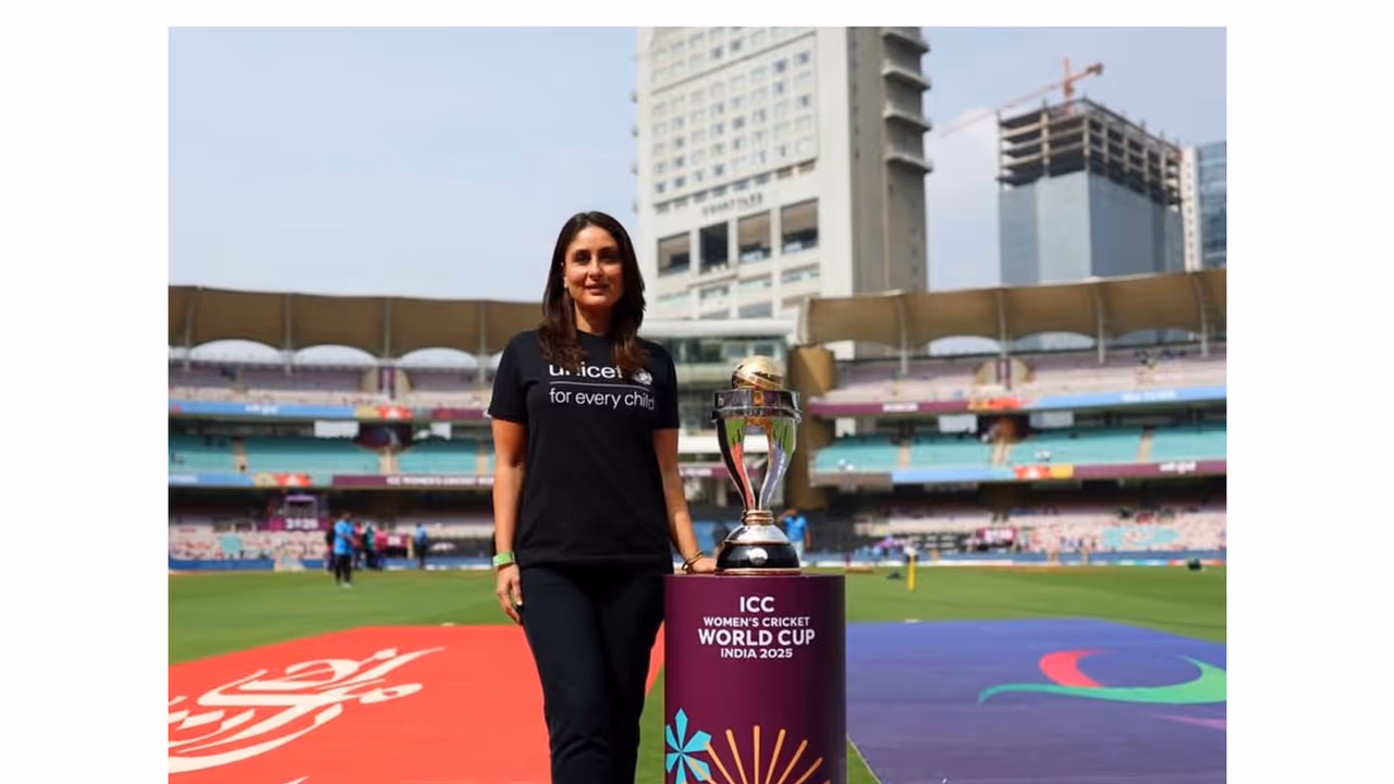 Kareena Kapoor at ICC Women's World Cup semifinals (Photo/Instagram@kareenakapoorkhan)