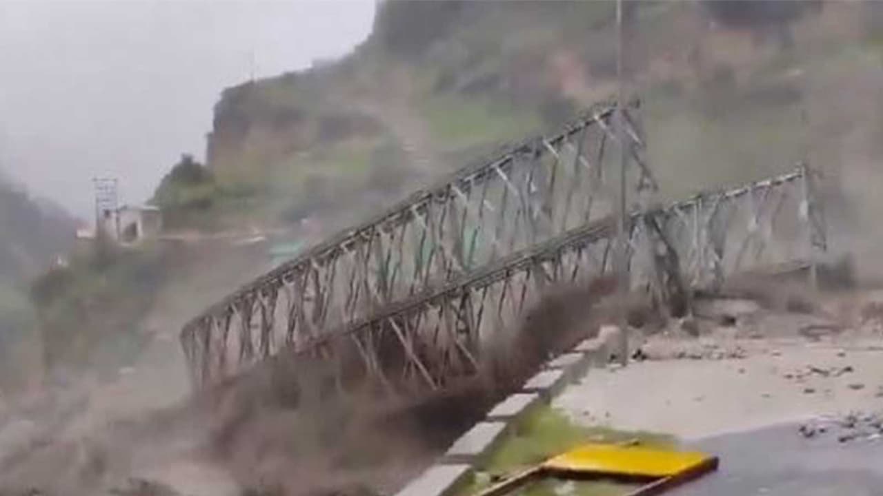 Uttarakhand: Bailey Bridge damaged after Tamak Nala overflow (Photo: X/ Uttarakhand Police) Uttarakhand: Bailey Bridge damaged after Tamak Nala overflow (Photo: X/ Uttarakhand Police)