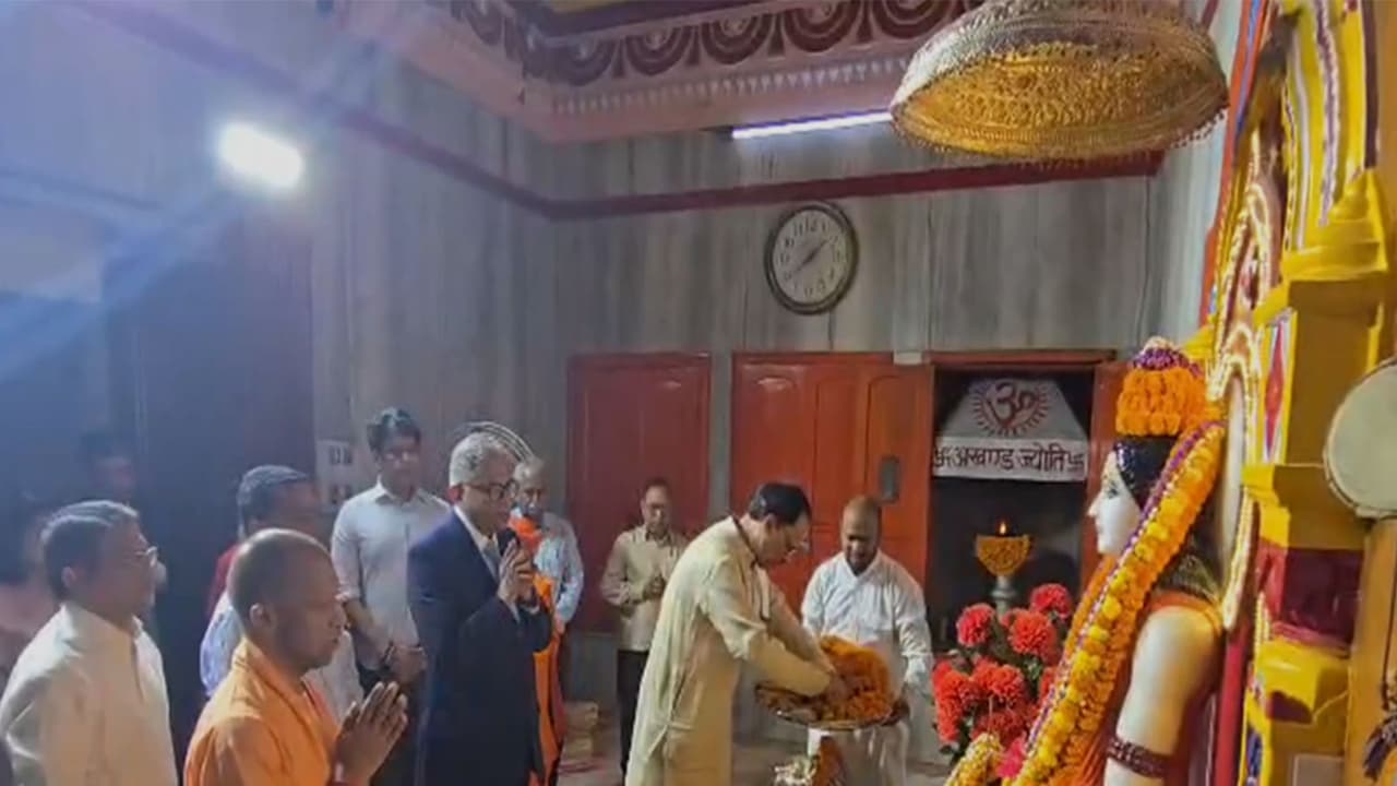 UP CM Yogi Adityanath, Tata Group Chairman N Chandrasekaran offer prayers at Gorakhnath temple (Photo/ANI) UP CM Yogi Adityanath, Tata Group Chairman N Chandrasekaran offer prayers at Gorakhnath temple (Photo/ANI)