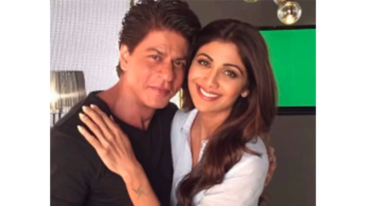 Actors Shah Rukh Khan and Shilpa Shetty (Image source: Shilpa's X)
