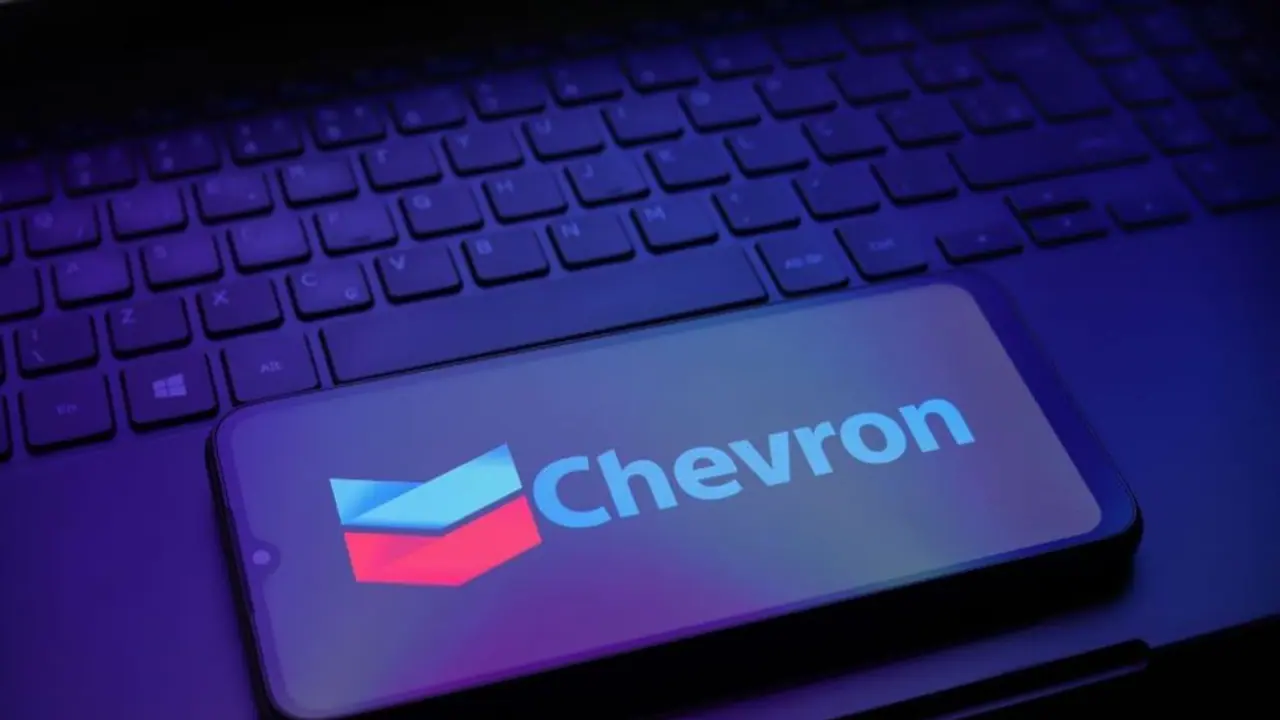 https://stocktwits.com/news articles/markets/equity/chevron q1 2025 earnings/chLUXtKRb0A