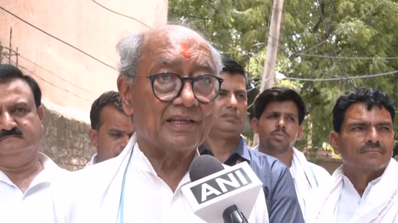 Congress leader Digvijaya Singh (Photo/ANI) Congress leader Digvijaya Singh (Photo/ANI)