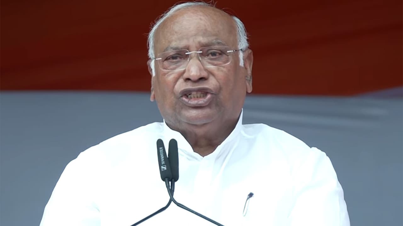 Congress National President Mallikarjun Kharge (Photo/ANI) Congress National President Mallikarjun Kharge (Photo/ANI)
