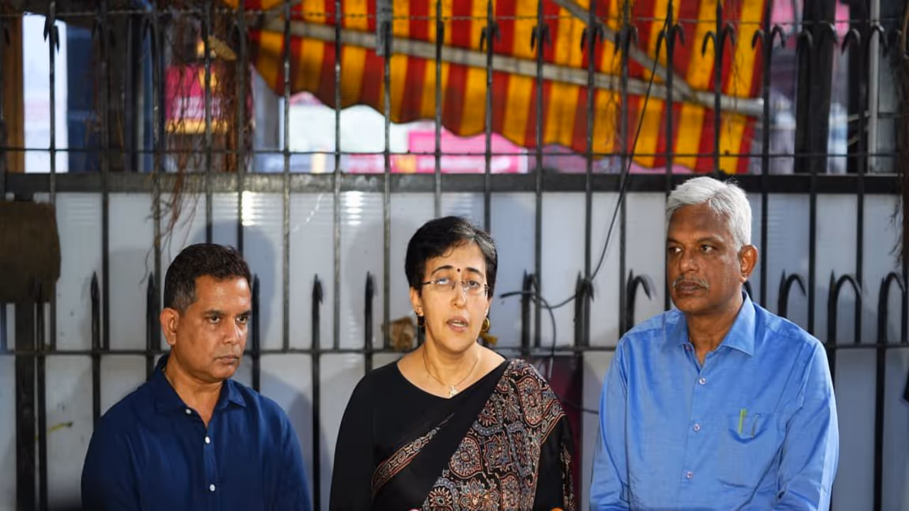 AAP leaders meet Election Commission officials in Goa(Photo/AAP Release)