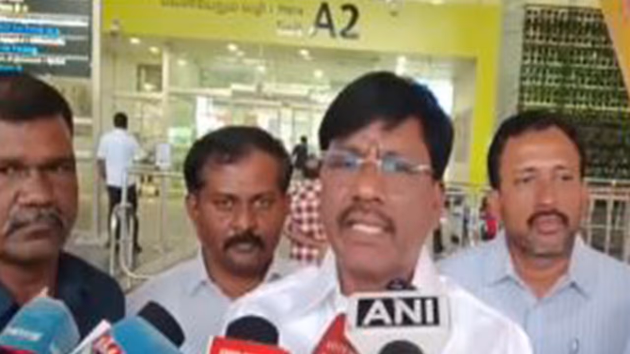 Tamil Nadu Minister P Viswanathan (Photo/ANI) Tamil Nadu Minister P Viswanathan (Photo/ANI)