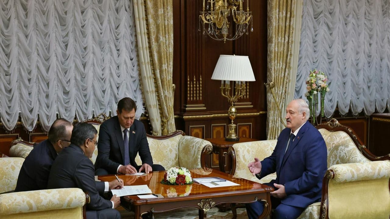 Indian Ambassador to Belarus, Ashok Kumar, meets Belarusian President Aleksandr Lukashenko (Photo;X/@IndiainBelarus) Indian Ambassador to Belarus, Ashok Kumar, meets Belarusian President Aleksandr Lukashenko (Photo;X/@IndiainBelarus)