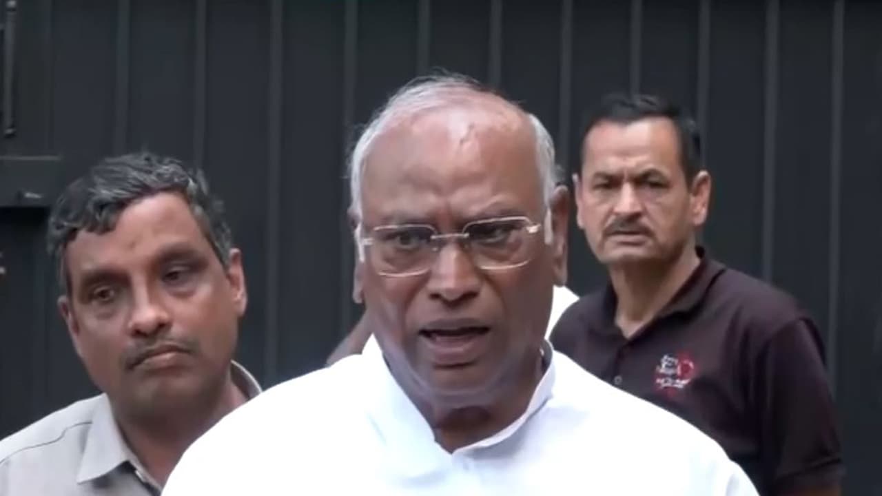 Congress president Mallikarjun Kharge (Photo/ANI) Congress president Mallikarjun Kharge (Photo/ANI)