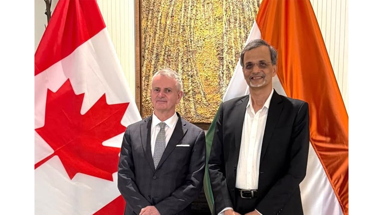 India’s Chief Economic Adviser V. Anantha Nageswaran with Canadian High Commissioner Christopher Cooter (Photo/@CanadainIndia) India’s Chief Economic Adviser V. Anantha Nageswaran with Canadian High Commissioner Christopher Cooter (Photo/@CanadainIndia)