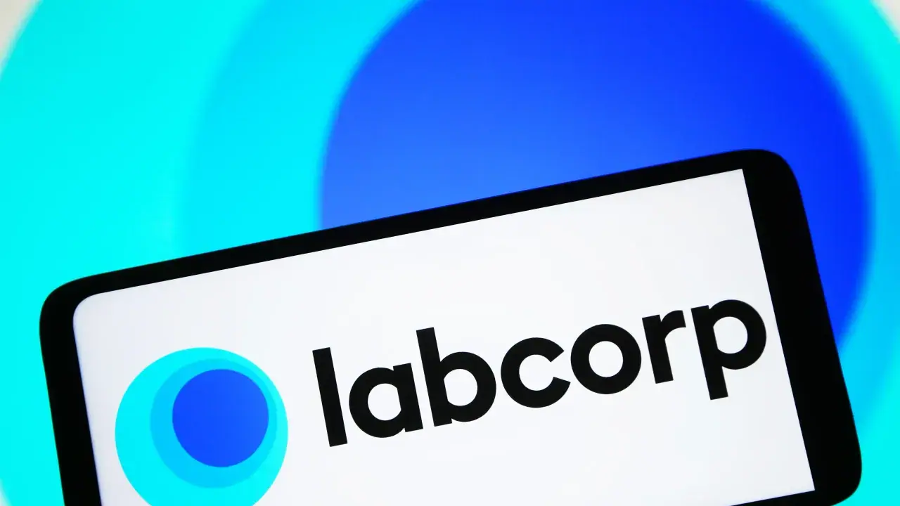 https://stocktwits.com/news articles/markets/equity/labcorp raises full year guidance after q2 earnings beat wall street expectations/ch8z5pVR5HC https://stocktwits.com/news articles/markets/equity/labcorp raises full year guidance after q2 earnings beat wall street expectations/ch8z5pVR5HC