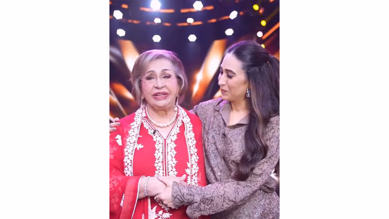 Karisma Kapoor and Helen (Image source: Instagram@therealkarismakapoor) Karisma Kapoor and Helen (Image source: Instagram@therealkarismakapoor)