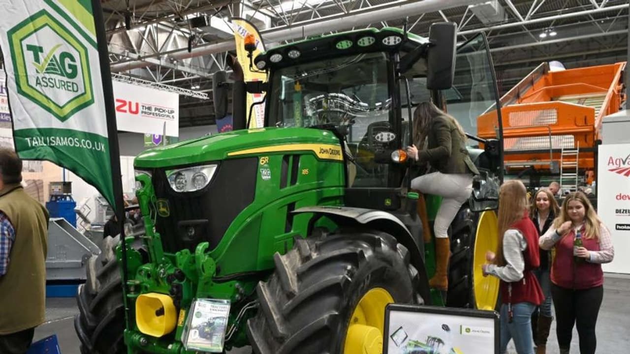 https://stocktwits.com/news articles/markets/equity/deere q2 earnings preview demand remains a concern/chitYAJRbVf https://stocktwits.com/news articles/markets/equity/deere q2 earnings preview demand remains a concern/chitYAJRbVf