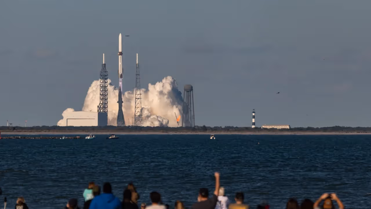 https://stocktwits.com/news articles/markets/equity/asts vs rklb which space stock has more upside ahead of earnings/cZoOvc8RJBT https://stocktwits.com/news articles/markets/equity/asts vs rklb which space stock has more upside ahead of earnings/cZoOvc8RJBT