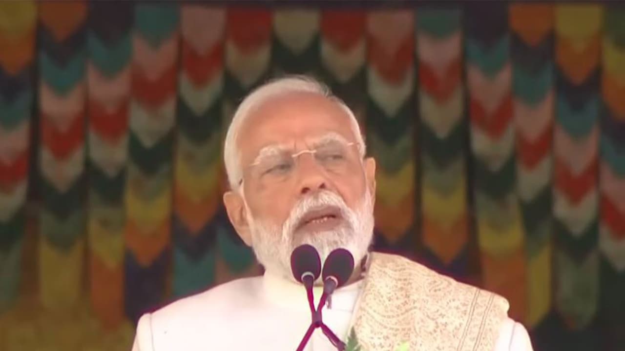  Prime Minister Narendra Modi addressing a gathering at the Changlimithang Celebration Ground in Thimphu (Photo/NarendraModiYoutube)