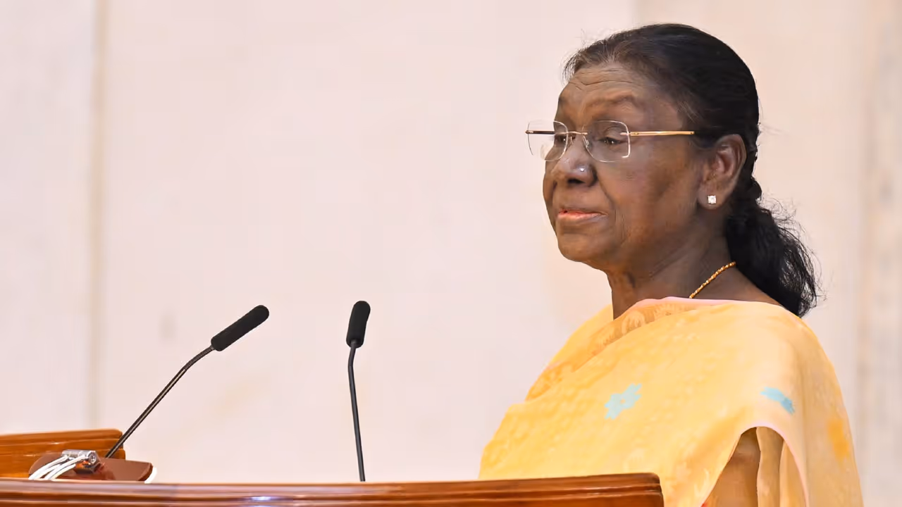 President Droupadi Murmu (File Photo/ANI) President Droupadi Murmu (File Photo/ANI)