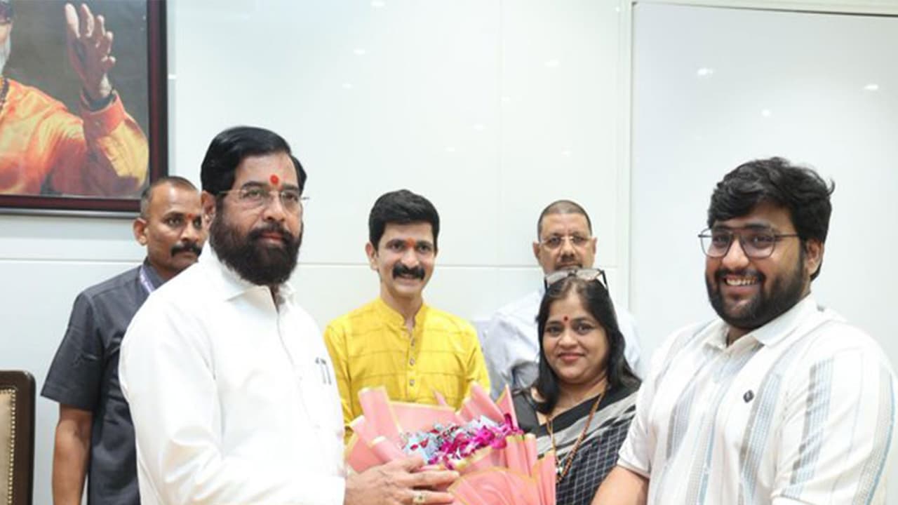 Maharashtra Dy CM Eknath Shide meets Marathi actress Vishakha Subhedar, her son (Photo/X@mieknathshinde) Maharashtra Dy CM Eknath Shide meets Marathi actress Vishakha Subhedar, her son (Photo/X@mieknathshinde)