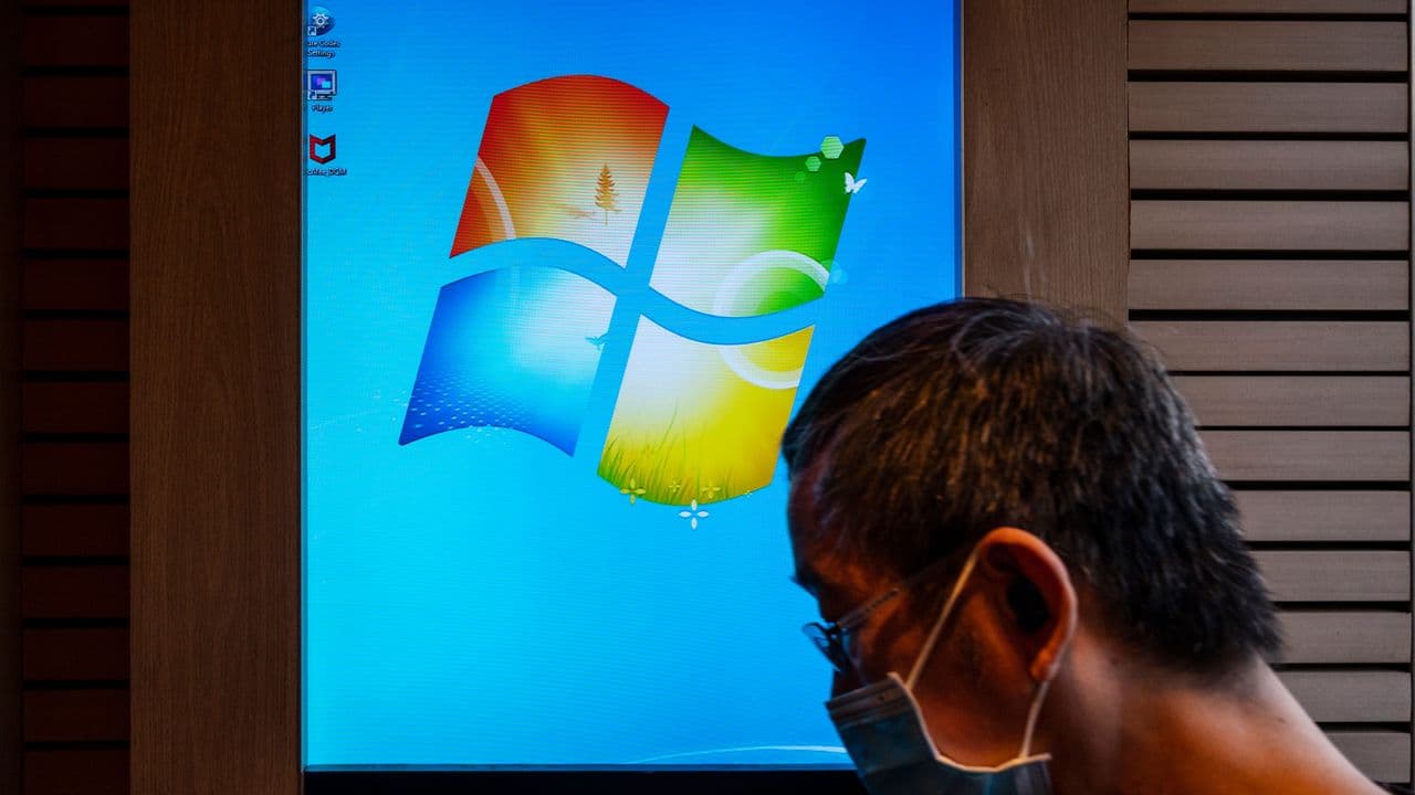 https://stocktwits.com/news articles/markets/equity/microsoft faces fresh china headwind as beijing reportedly accelerates windows exit from govt systems/cZYc2hORJSF https://stocktwits.com/news articles/markets/equity/microsoft faces fresh china headwind as beijing reportedly accelerates windows exit from govt systems/cZYc2hORJSF