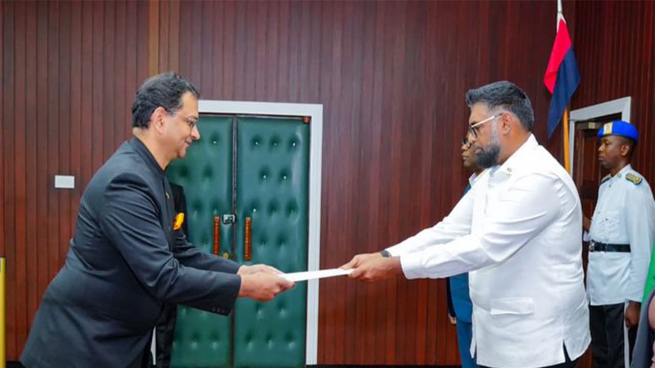 India's High Commissioner to Guyana, Chinmoy Naik, presenting his credentials to Guyana President Irfaan Ali during an official ceremony in Georgetown. (Photo: X/@IndiainGuyana) India's High Commissioner to Guyana, Chinmoy Naik, presenting his credentials to Guyana President Irfaan Ali during an official ceremony in Georgetown. (Photo: X/@IndiainGuyana)