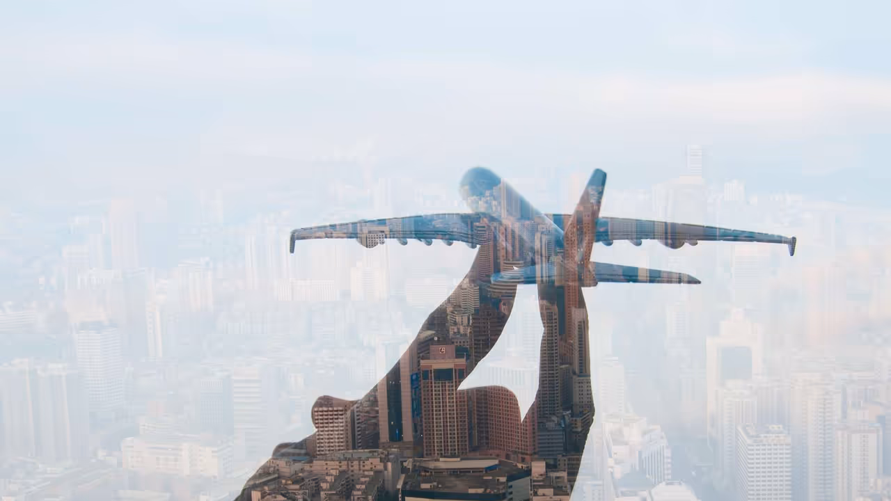 MakeMyTrip Stock Surges After Q3 Revenue Jump: Retail's Not Convinced