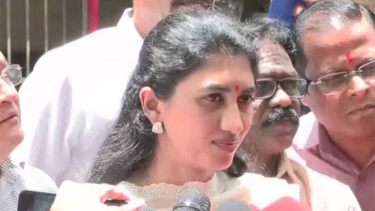 Rajool Patil, daughter of Shiv Sena (UBT) MP Sanjay Dina Patil (Photo/ANI) Rajool Patil, daughter of Shiv Sena (UBT) MP Sanjay Dina Patil (Photo/ANI)