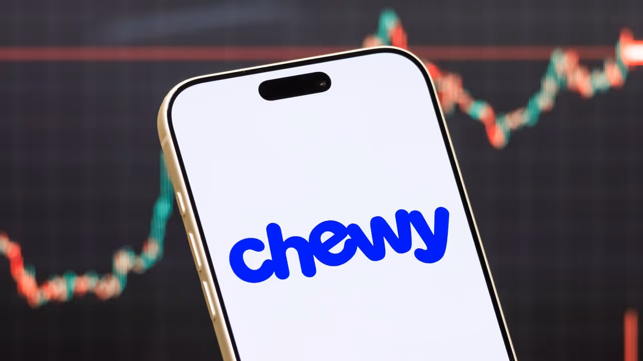 https://stocktwits.com/news articles/markets/equity/chwy stock heads for worst week since february analyst downgrades on little reason to outperform market/cZta5VQRJCS https://stocktwits.com/news articles/markets/equity/chwy stock heads for worst week since february analyst downgrades on little reason to outperform market/cZta5VQRJCS