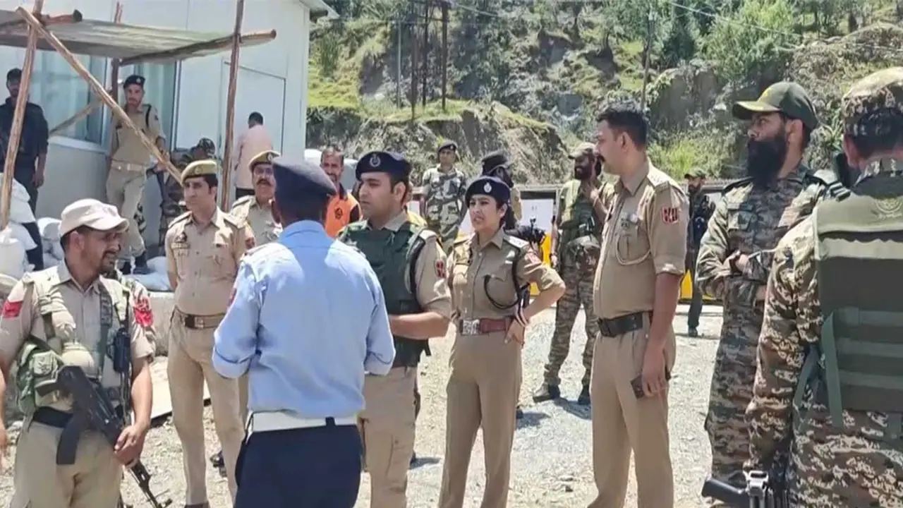 Securrity forces conduct mock drill in Ramban ahead of Shri Amarnath Ji Yatra (Photo/ Securrity forces conduct mock drill in Ramban ahead of Shri Amarnath Ji Yatra (Photo/